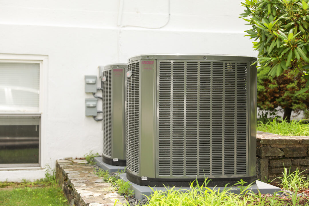 Difference between air conditioner and heat pump